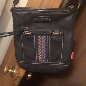 Crossbody unionbay purse.